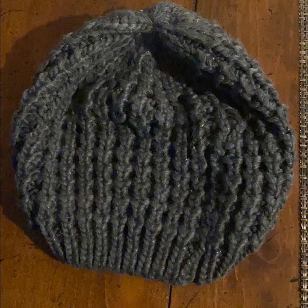 3/$12 bundle! Cute grey sparkly winter hat